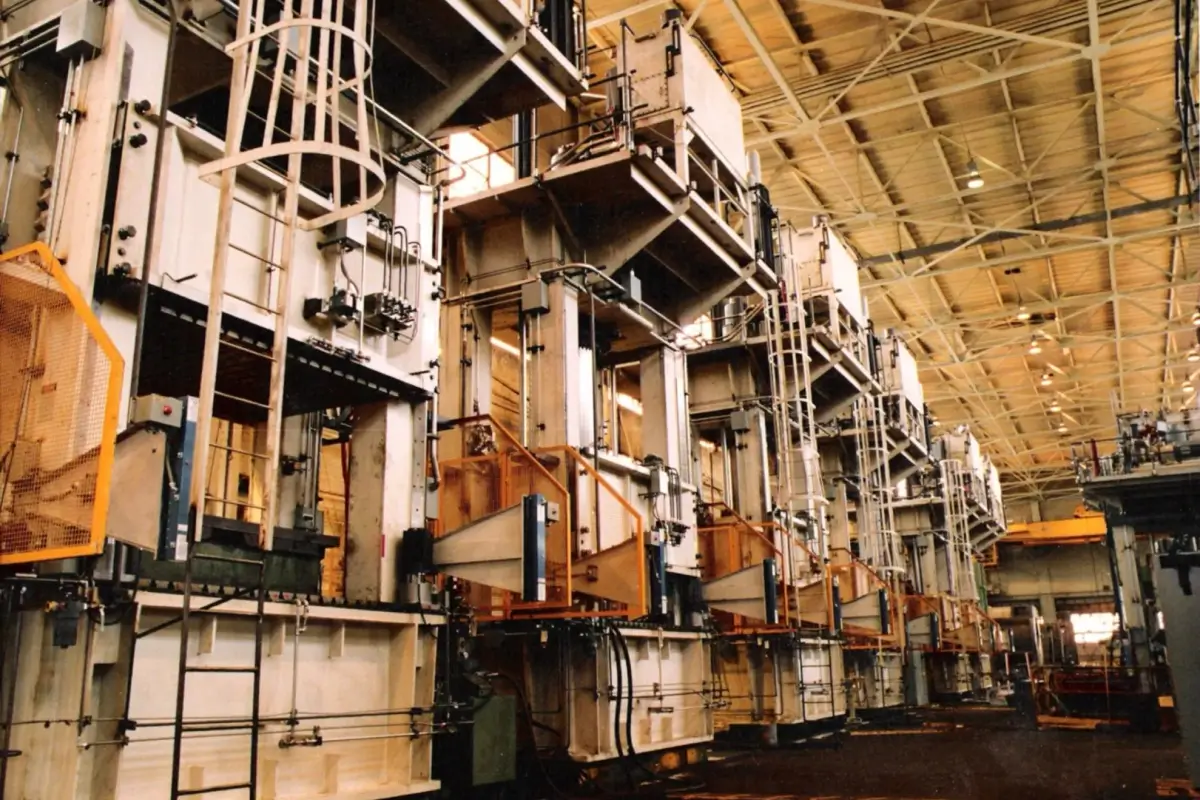 Compression molding presses